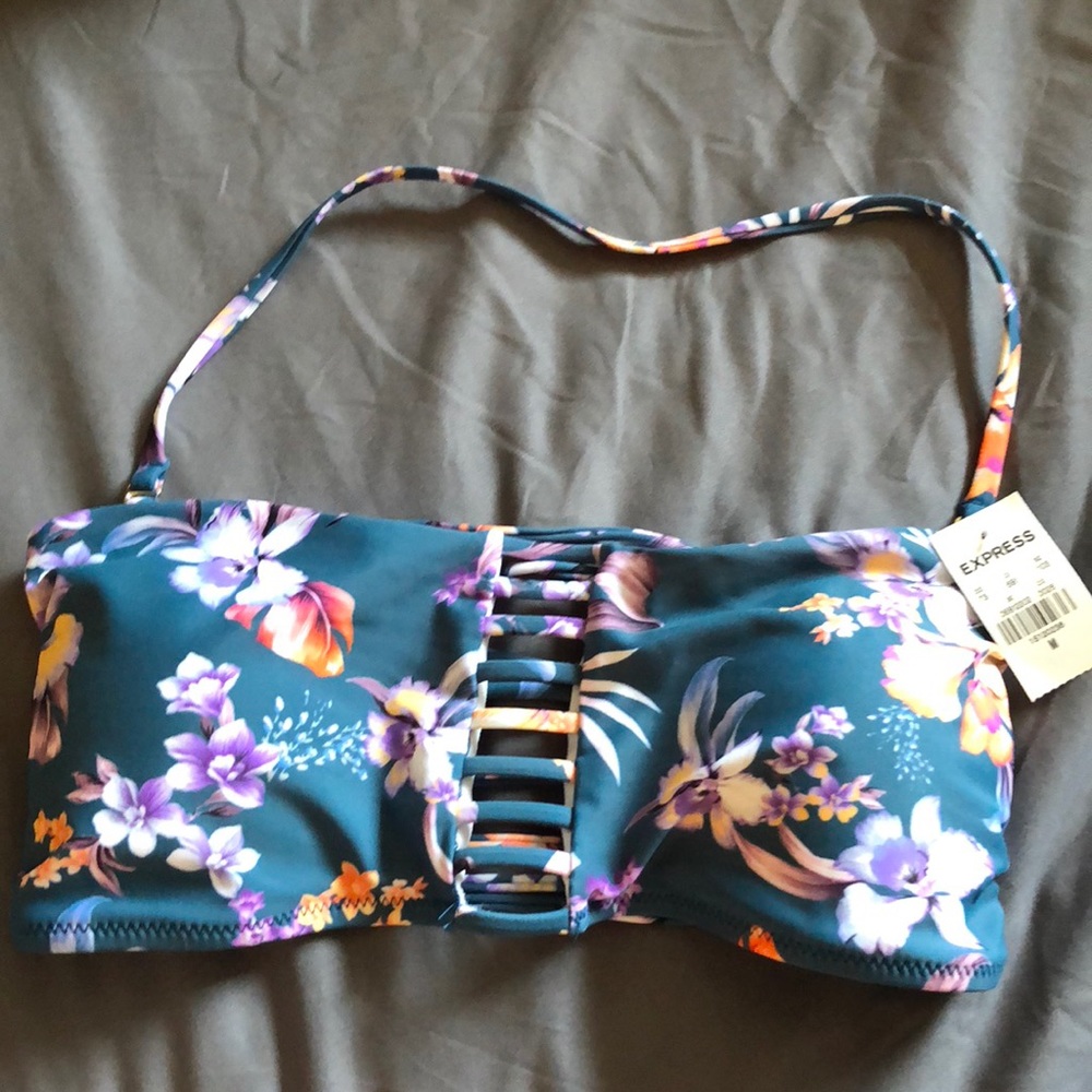 Express swim top